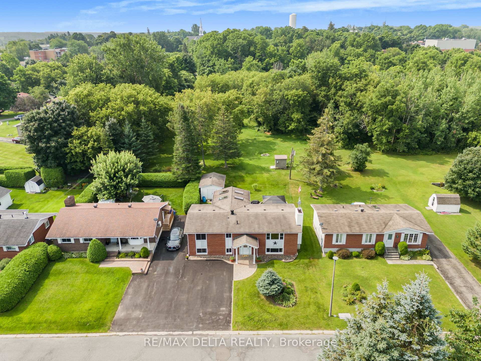 Photo 37 of 109 Fournier Street, Champlain, Vankleek Hill — HOMEH