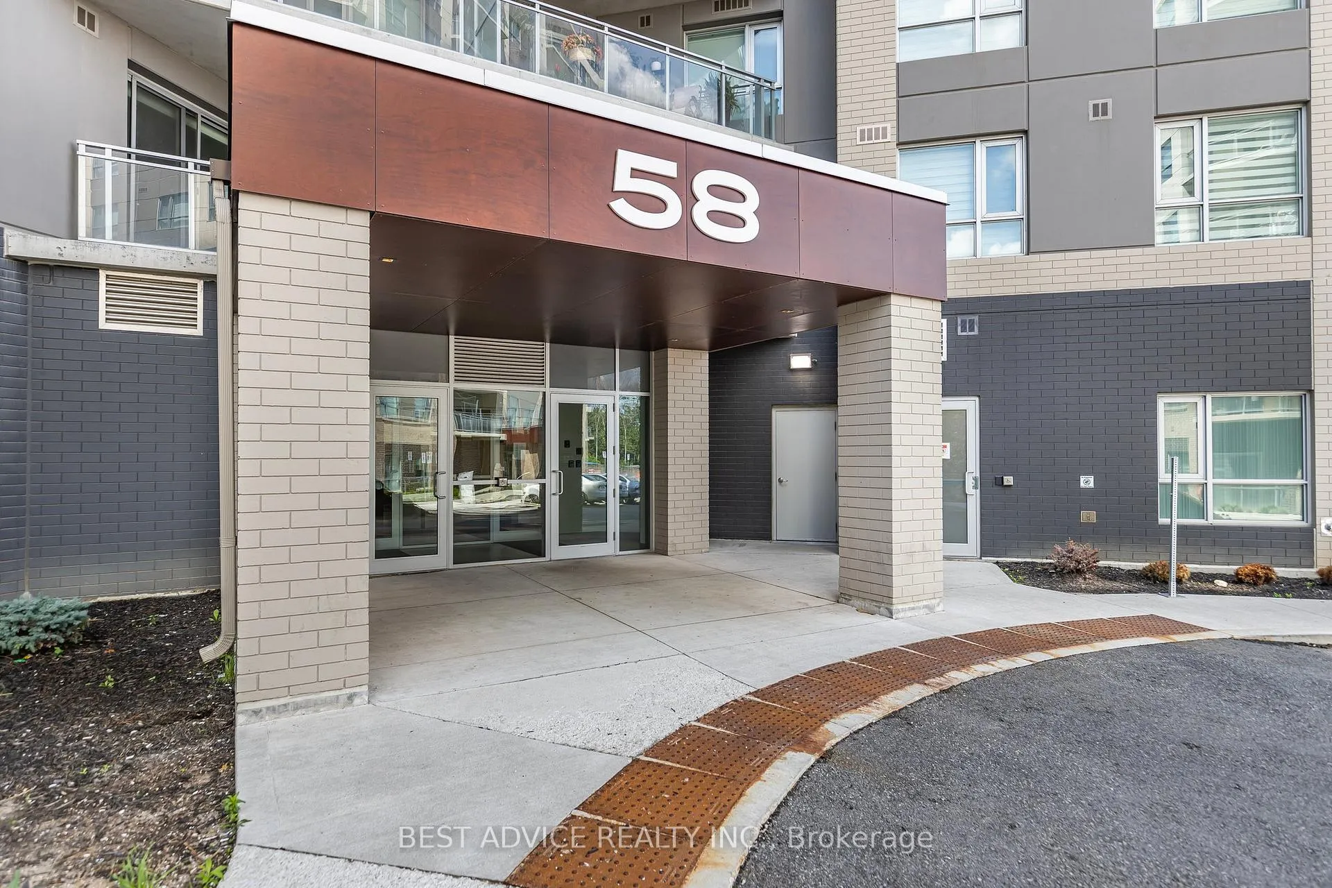 Photo 2 of Unit 1115, 58 Lakeside Terrace, Barrie, Little Lake — HOMEH