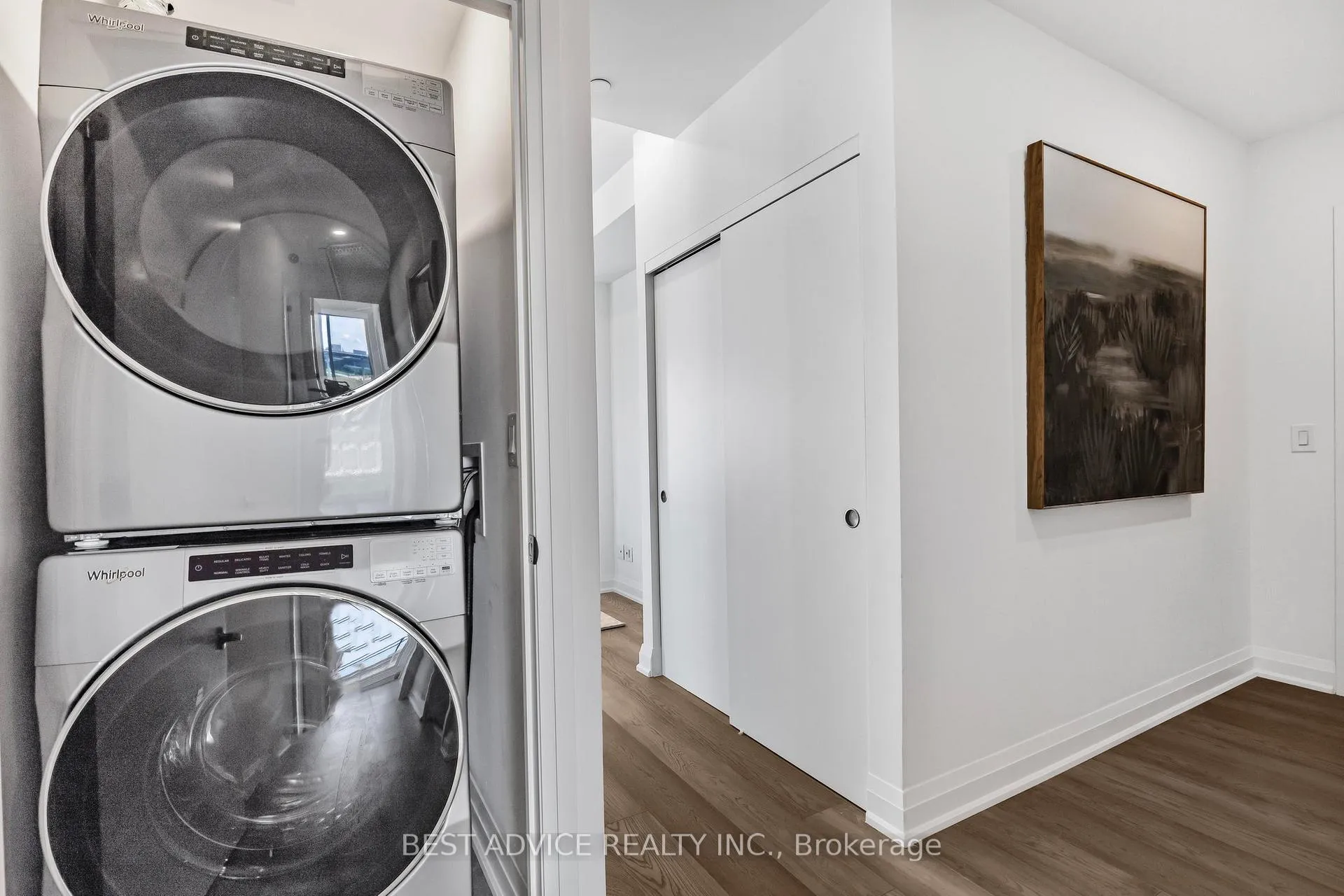 Photo 13 of Unit 1115, 58 Lakeside Terrace, Barrie, Little Lake — HOMEH