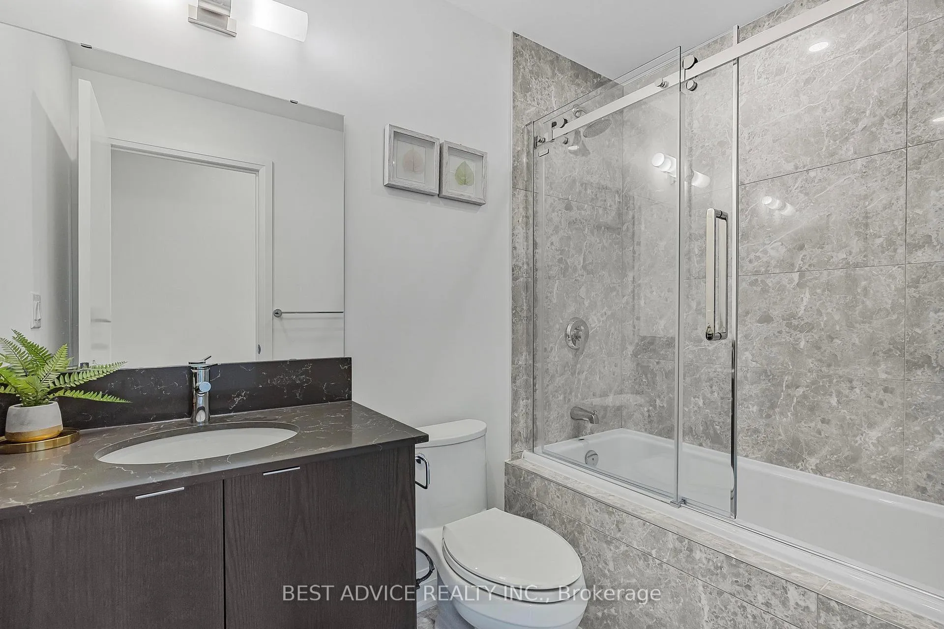 Photo 14 of Unit 1115, 58 Lakeside Terrace, Barrie, Little Lake — HOMEH