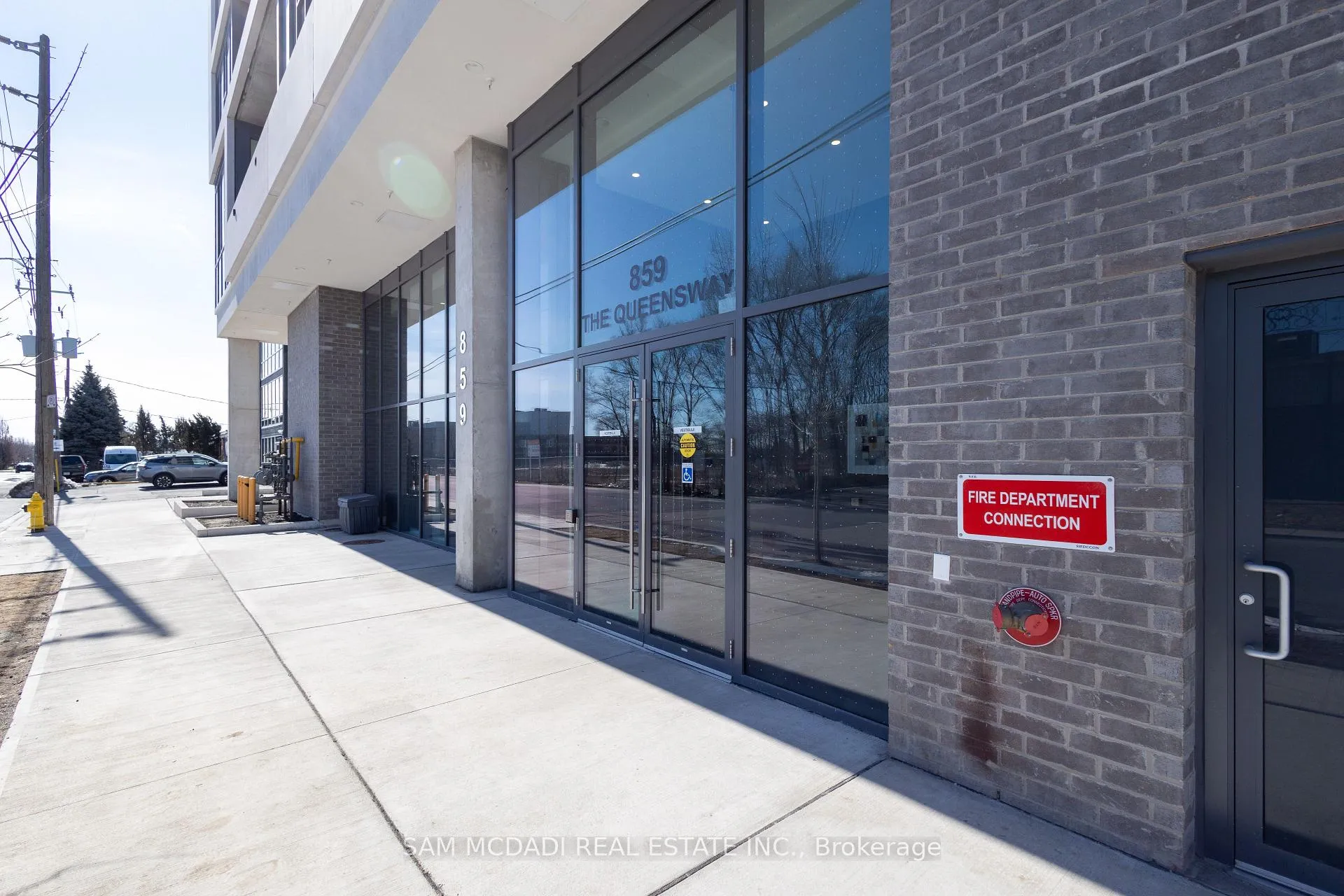 Photo 2 of Unit 521, 859 The Queensway, Etobicoke, Stonegate-Queensway — HOMEH