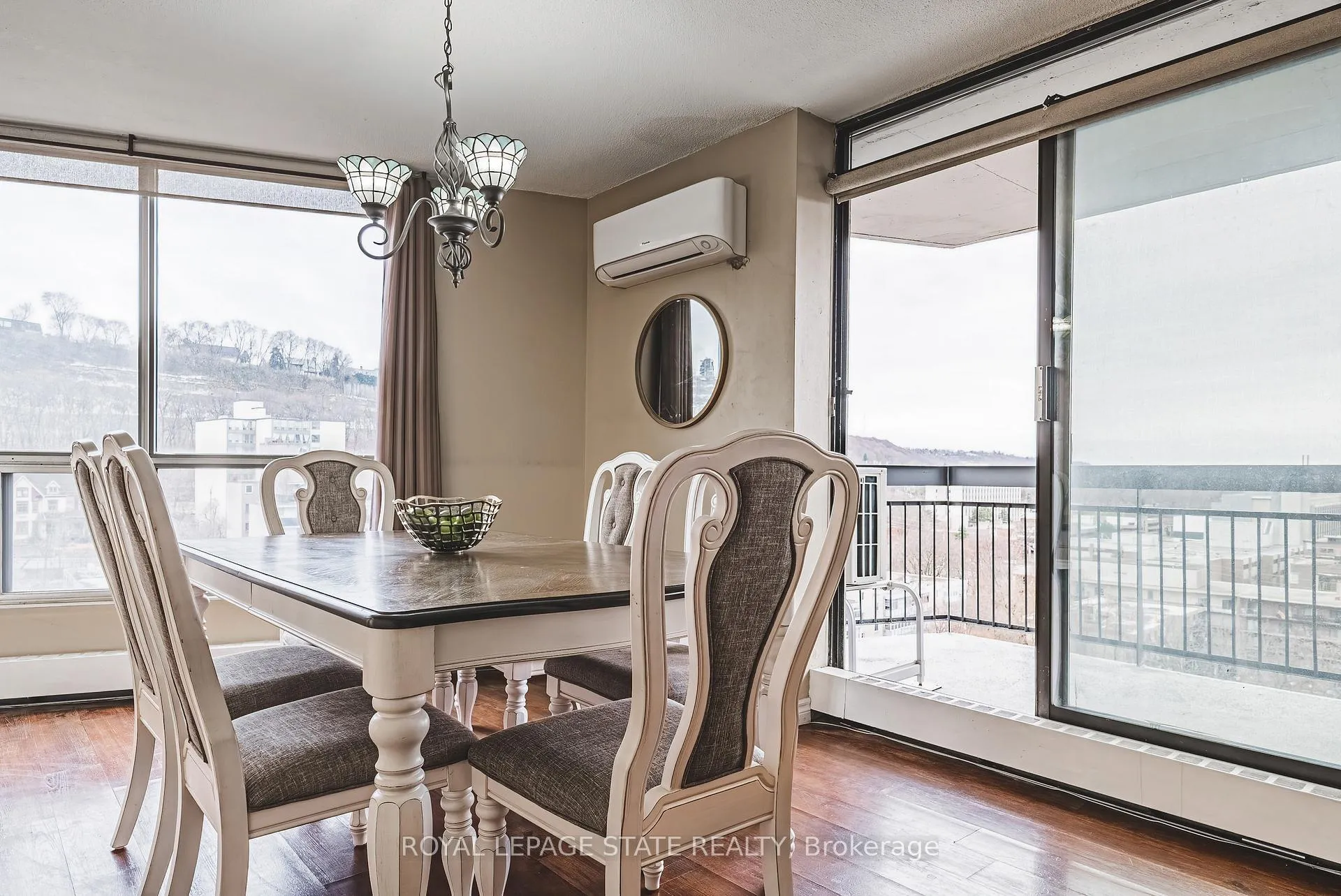 Photo 8 of Unit 1908, 150 Charlton Avenue E, Hamilton, Corktown — HOMEH