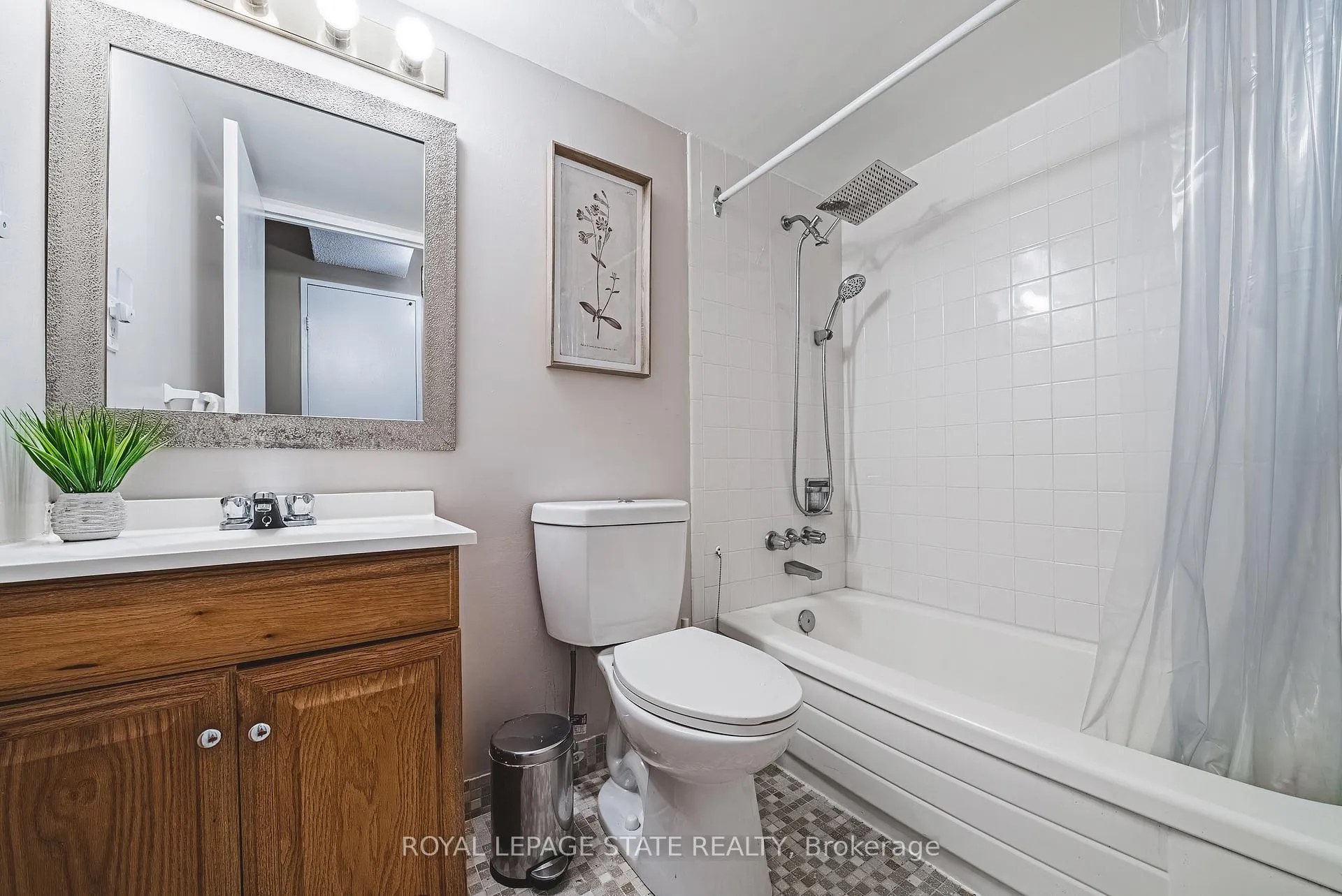 Photo 19 of Unit 1908, 150 Charlton Avenue E, Hamilton, Corktown — HOMEH