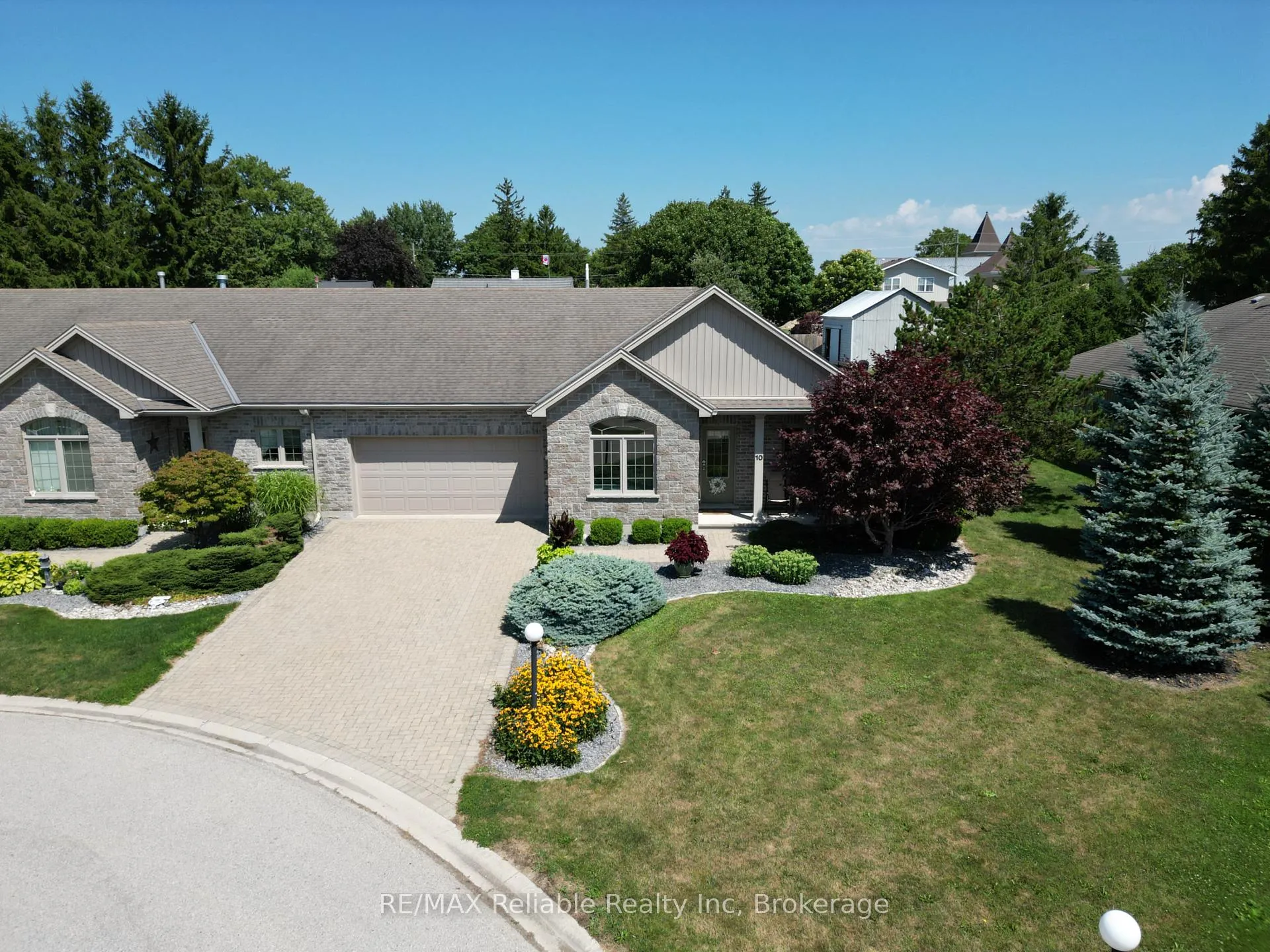 Front of 4-10 Conrad Drive
