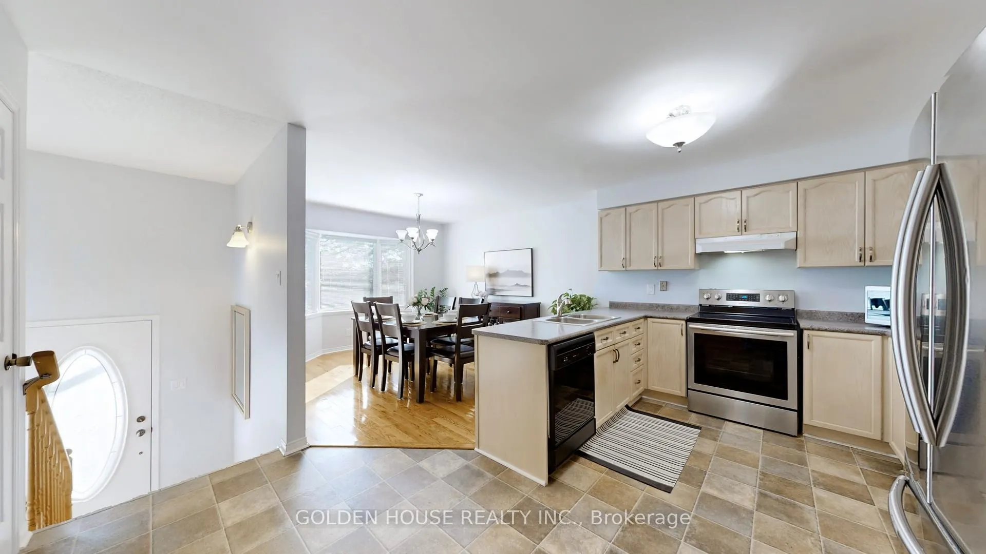 Photo 8 of 792 Beatrice Street E, Oshawa, Pinecrest — HOMEH
