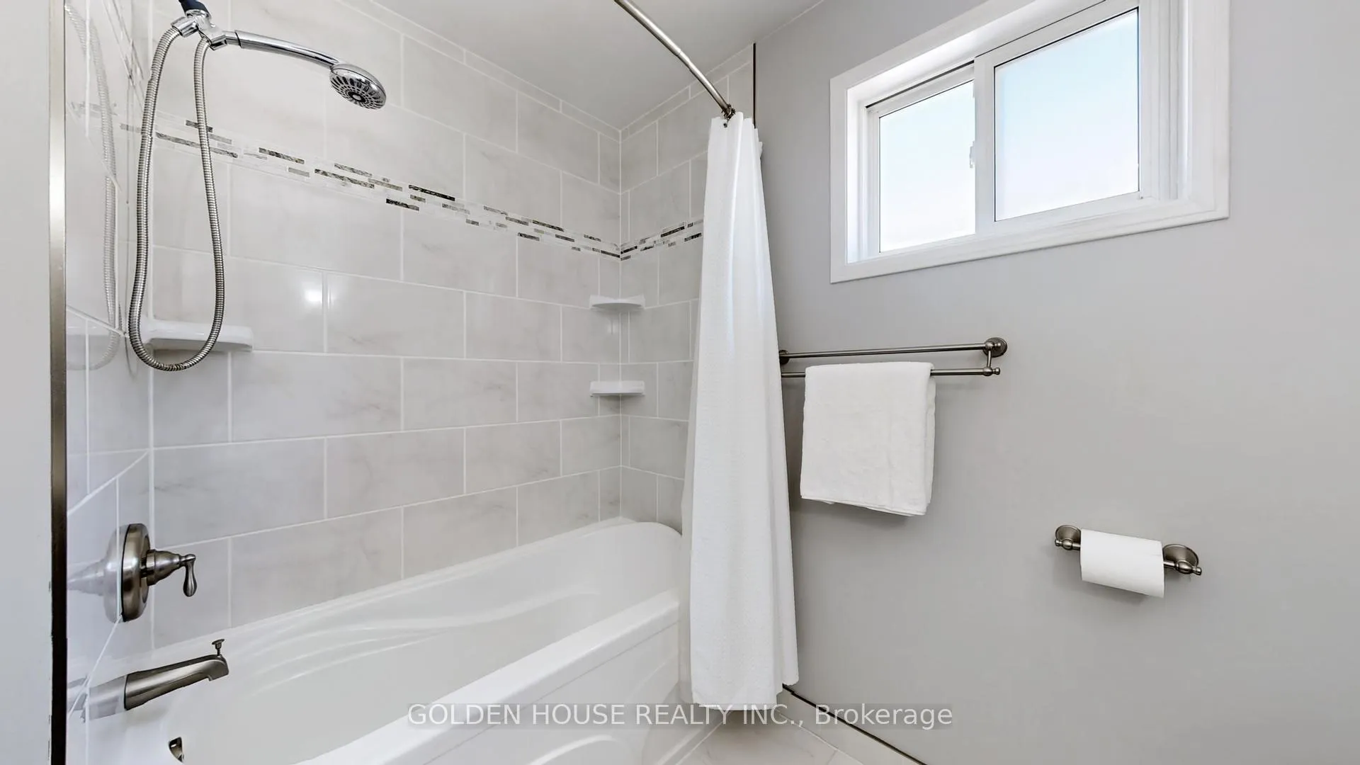 Photo 16 of 792 Beatrice Street E, Oshawa, Pinecrest — HOMEH