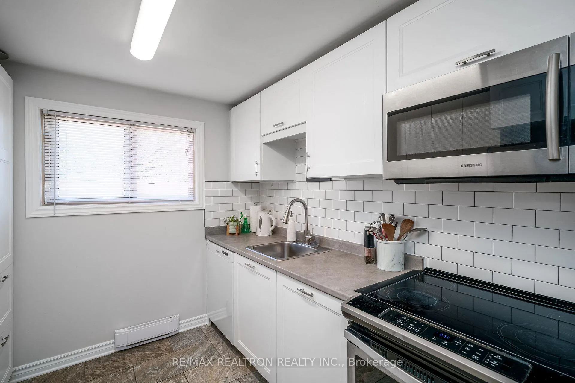Photo 8 of Unit 36, 2 Sawmill Road, Barrie, Ardagh — HOMEH