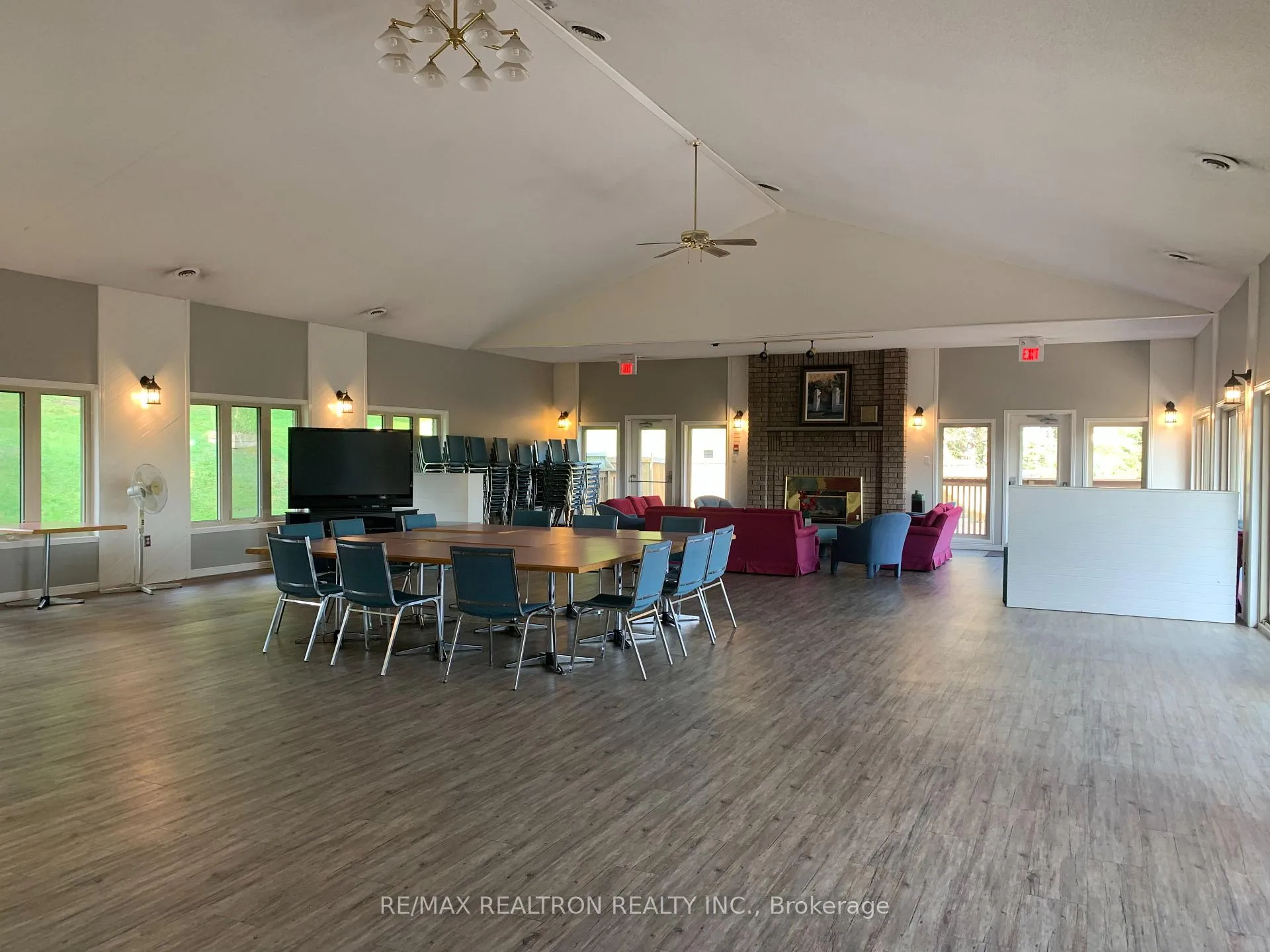 Photo 32 of Unit 36, 2 Sawmill Road, Barrie, Ardagh — HOMEH