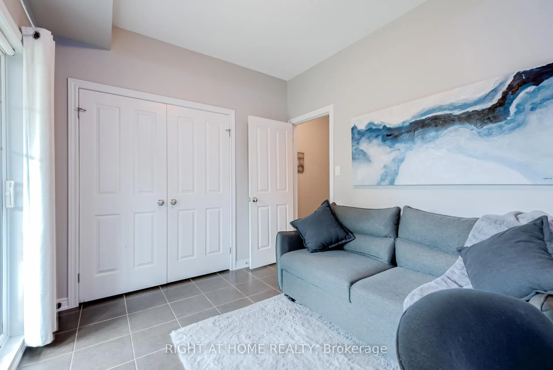 Photo 19 of Unit 47, 337 Beach Boulevard, Hamilton, Hamilton Beach — HOMEH