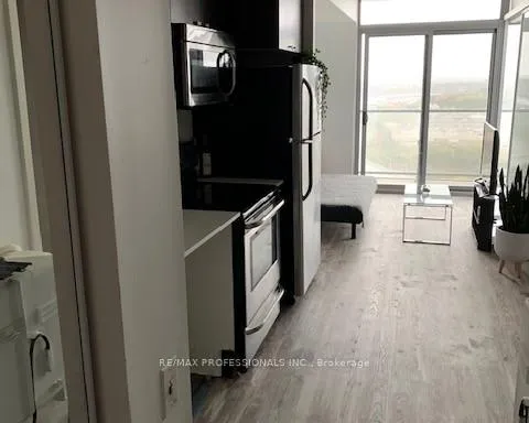 Photo 3 of Unit 2208, 105 The Queensway, Toronto, High Park-Swansea — HOMEH