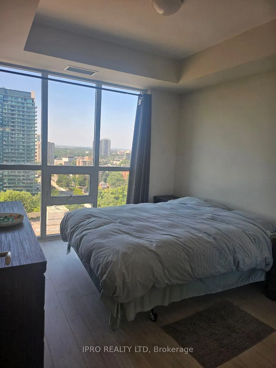 Photo 5 of Unit 1407, 15 Lynch Street, Brampton, Downtown Brampton — HOMEH