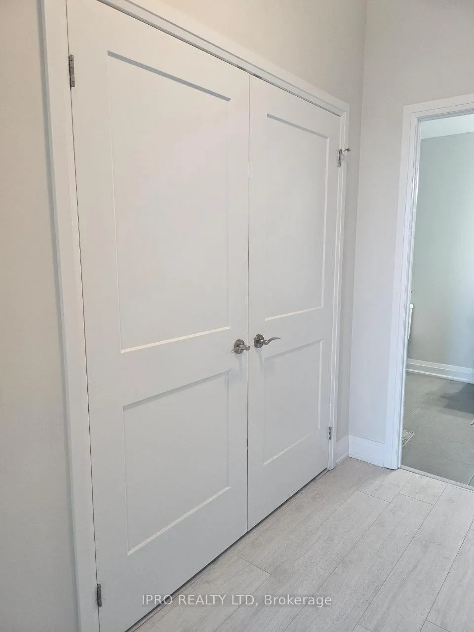 Photo 10 of Unit 1407, 15 Lynch Street, Brampton, Downtown Brampton — HOMEH