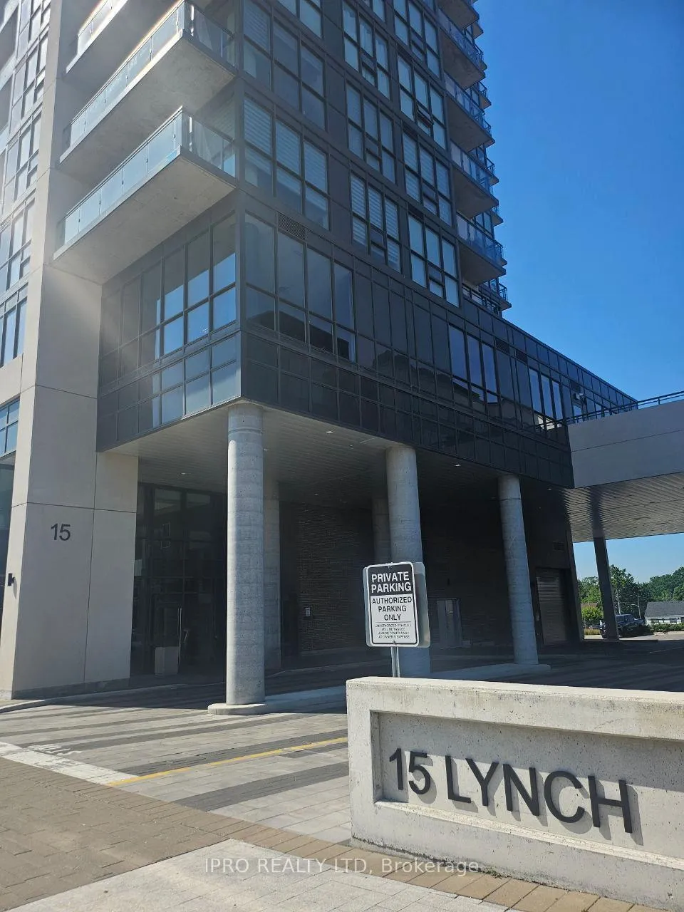 Photo 11 of Unit 1407, 15 Lynch Street, Brampton, Downtown Brampton — HOMEH