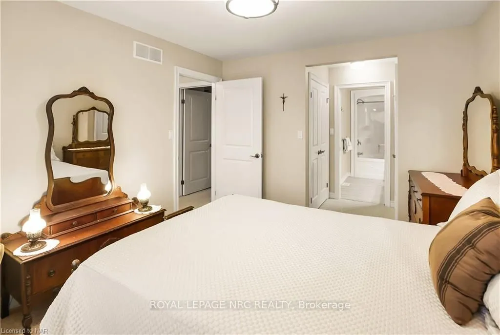 Photo 36 of Unit 1, 409 Niagara Street, St. Catharines, Carlton/Bunting — HOMEH