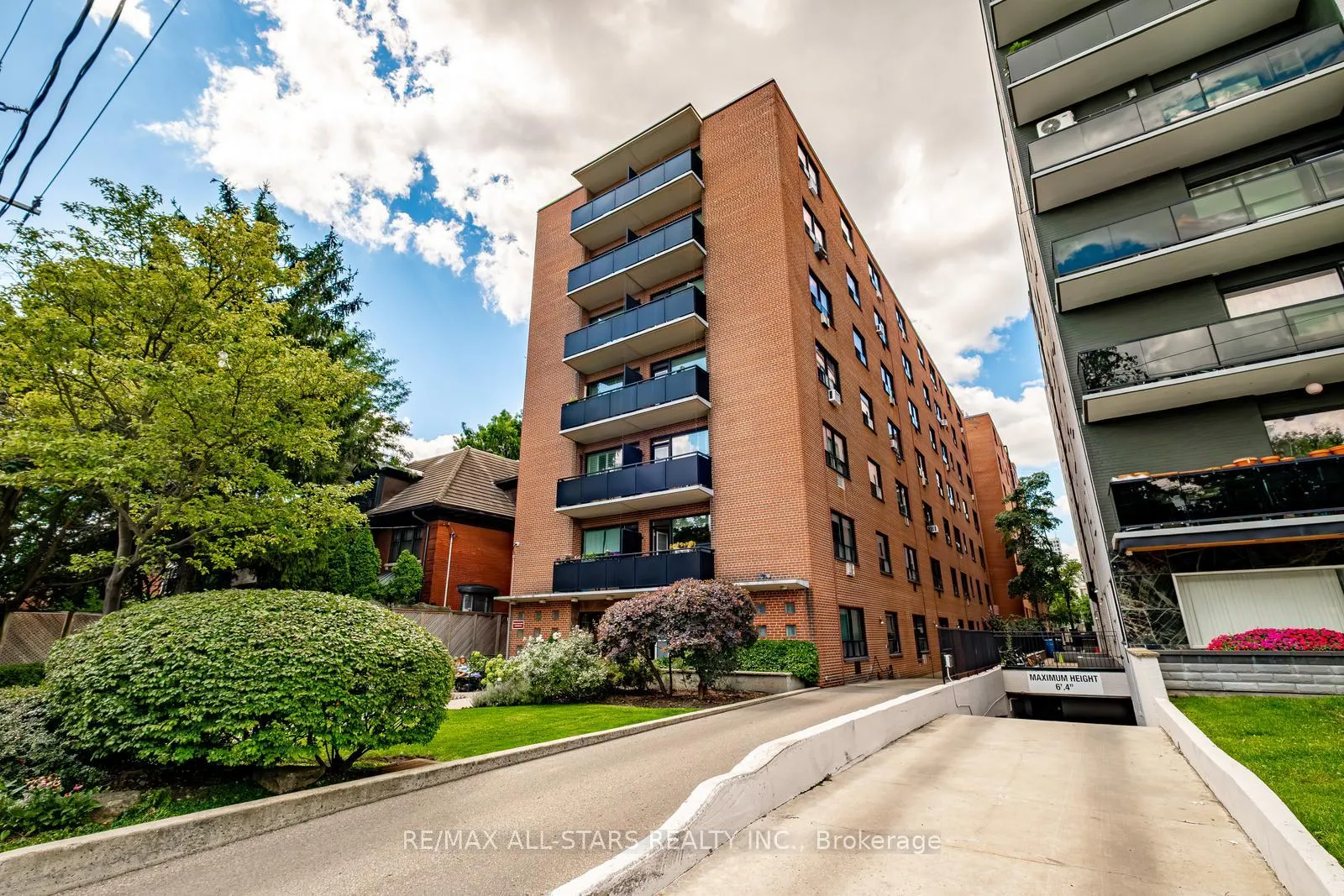Photo 3 of Unit 501, 78 Warren Road, Toronto, Casa Loma — HOMEH