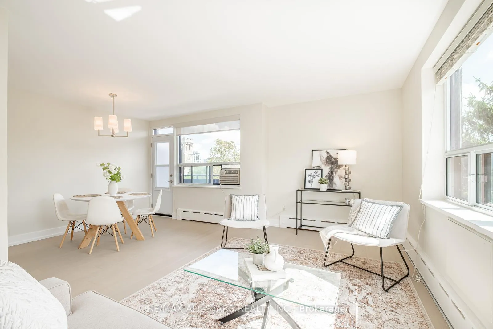 Photo 16 of Unit 501, 78 Warren Road, Toronto, Casa Loma — HOMEH