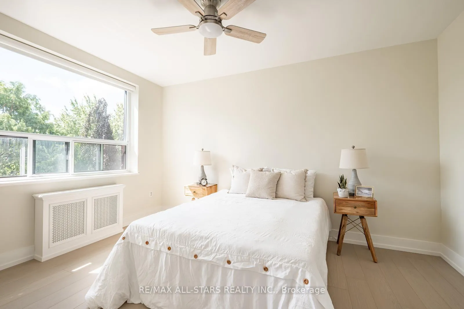 Photo 18 of Unit 501, 78 Warren Road, Toronto, Casa Loma — HOMEH