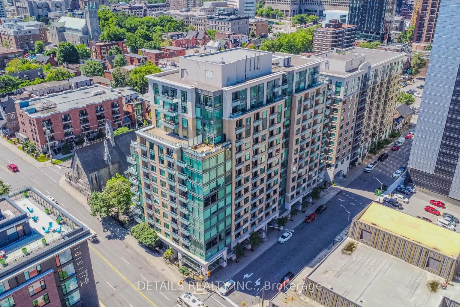 Front of Unit 717, 238 Besserer Street