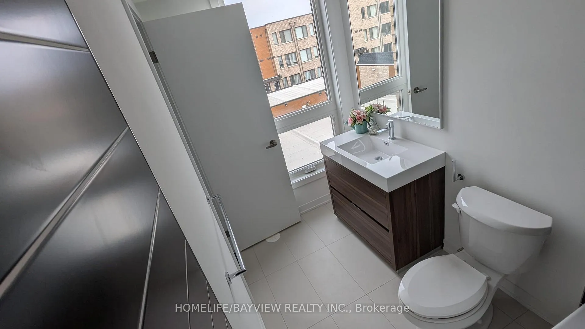Photo 7 of Unit 21, 40 Turtle Island Road W, Toronto, Englemount-Lawrence — HOMEH