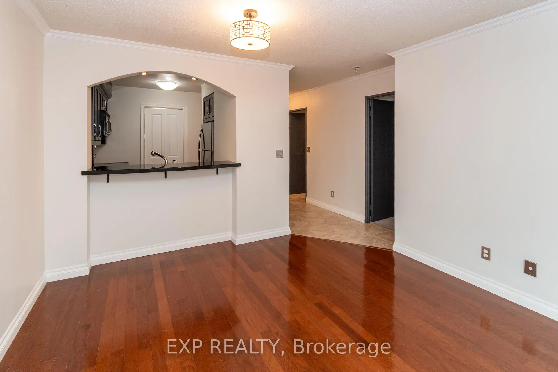 Photo 14 of Unit 609, 140 Dunlop Street E, Barrie, City Centre — HOMEH