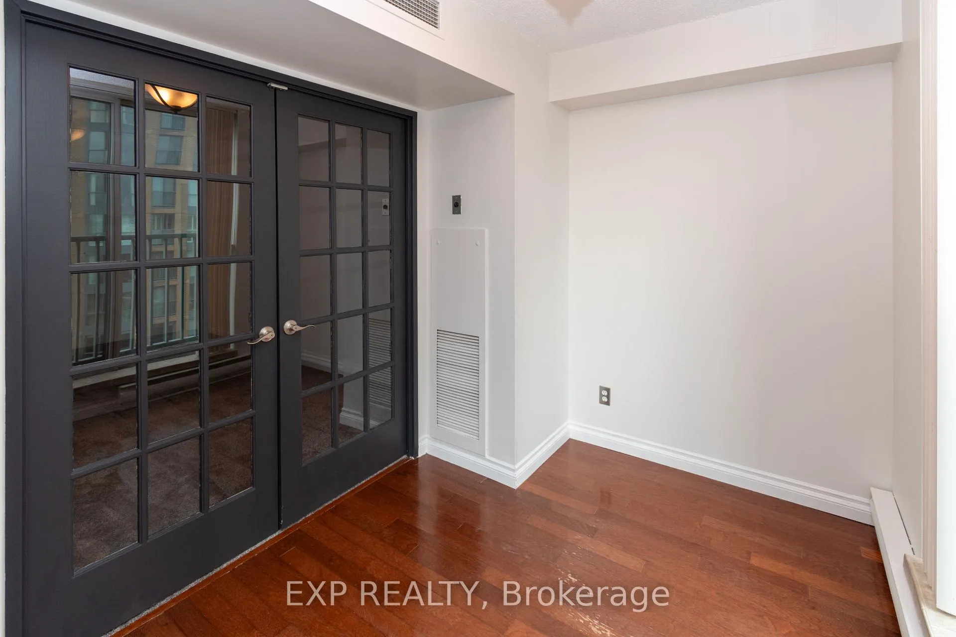 Photo 15 of Unit 609, 140 Dunlop Street E, Barrie, City Centre — HOMEH