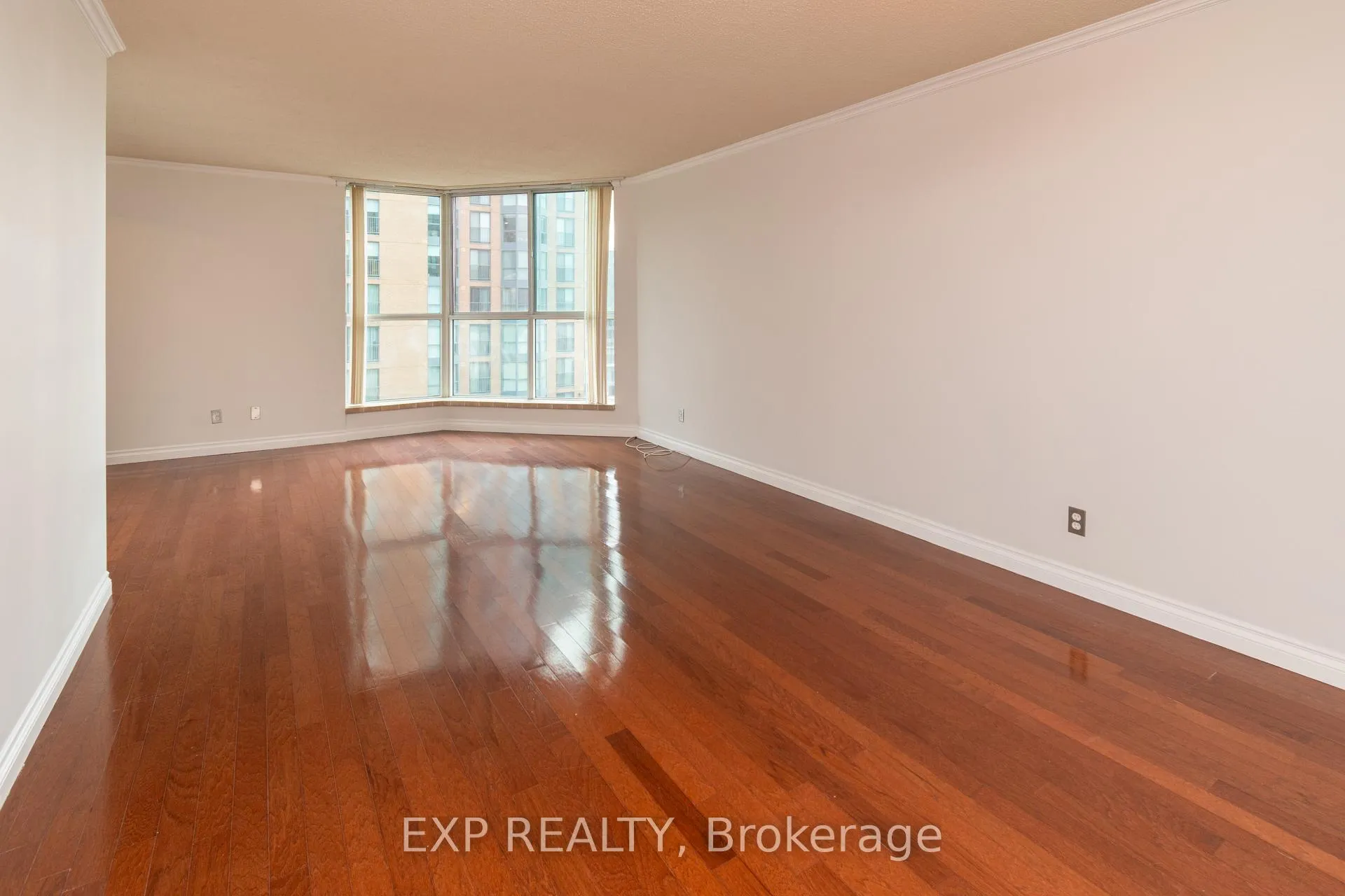 Photo 16 of Unit 609, 140 Dunlop Street E, Barrie, City Centre — HOMEH