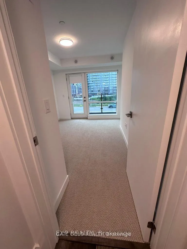 Photo 4 of Unit #6, 195 Veterans Drive, Brampton, Northwest Brampton — HOMEH