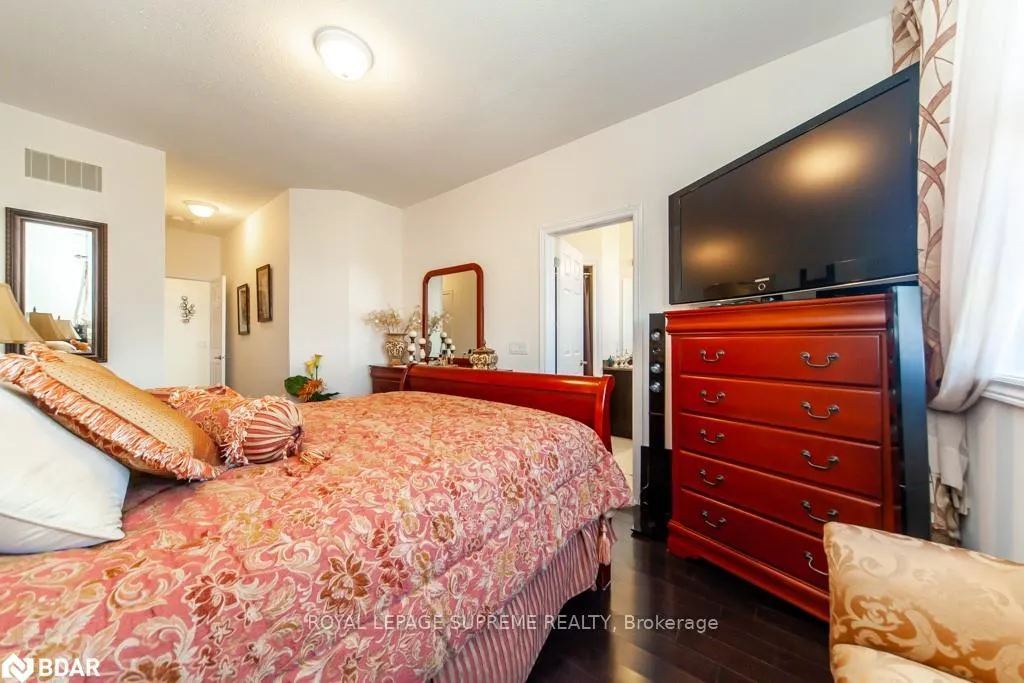 Photo 33 of 560 Brett Street, Shelburne — HOMEH