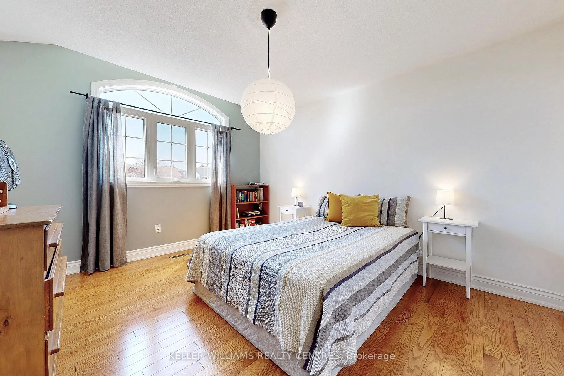 Photo 32 of 89 Taylorwood Avenue, Caledon, Bolton North — HOMEH
