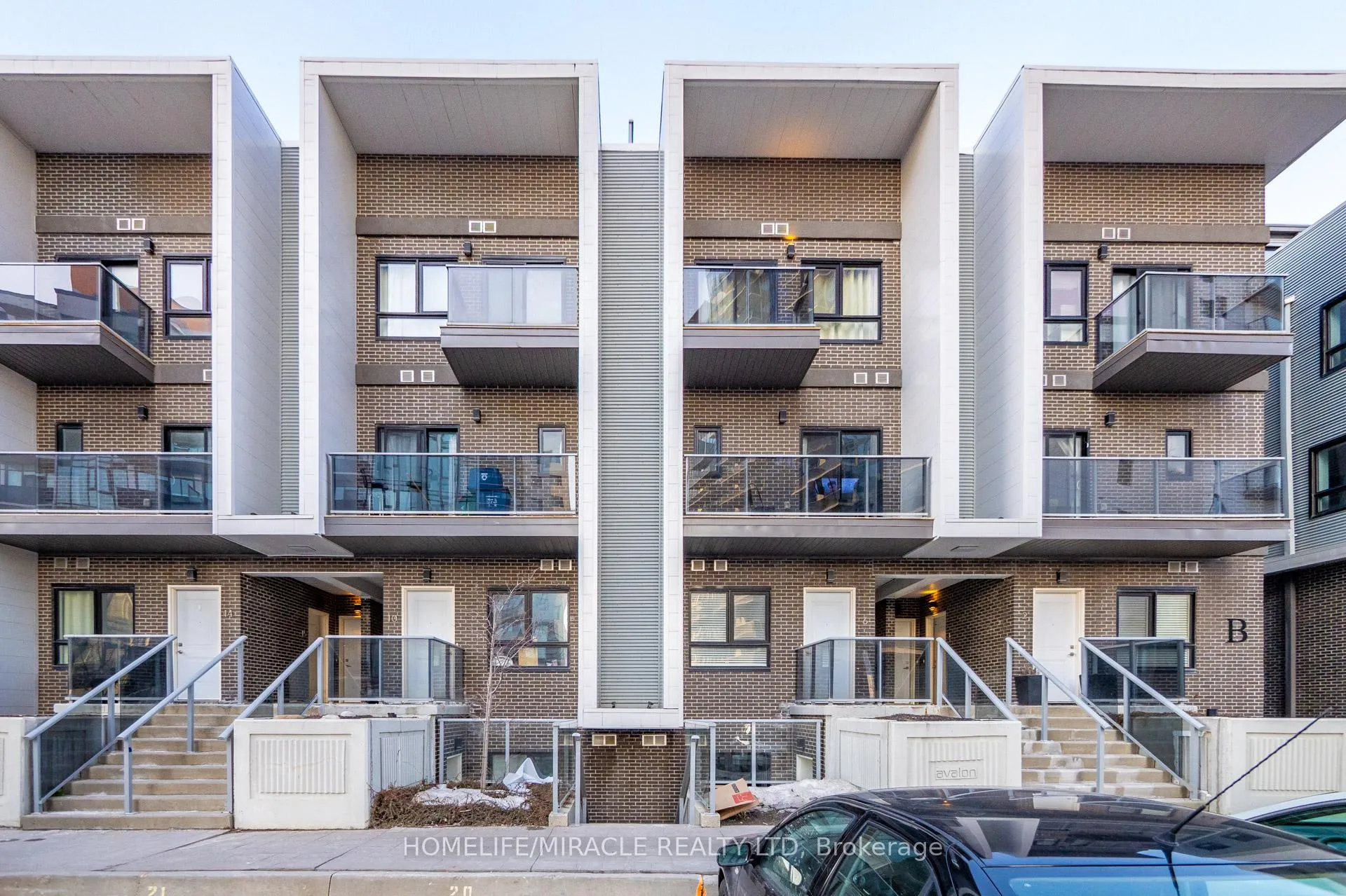 Photo 2 of Unit 5B, 1430 Highland Road W, Kitchener — HOMEH