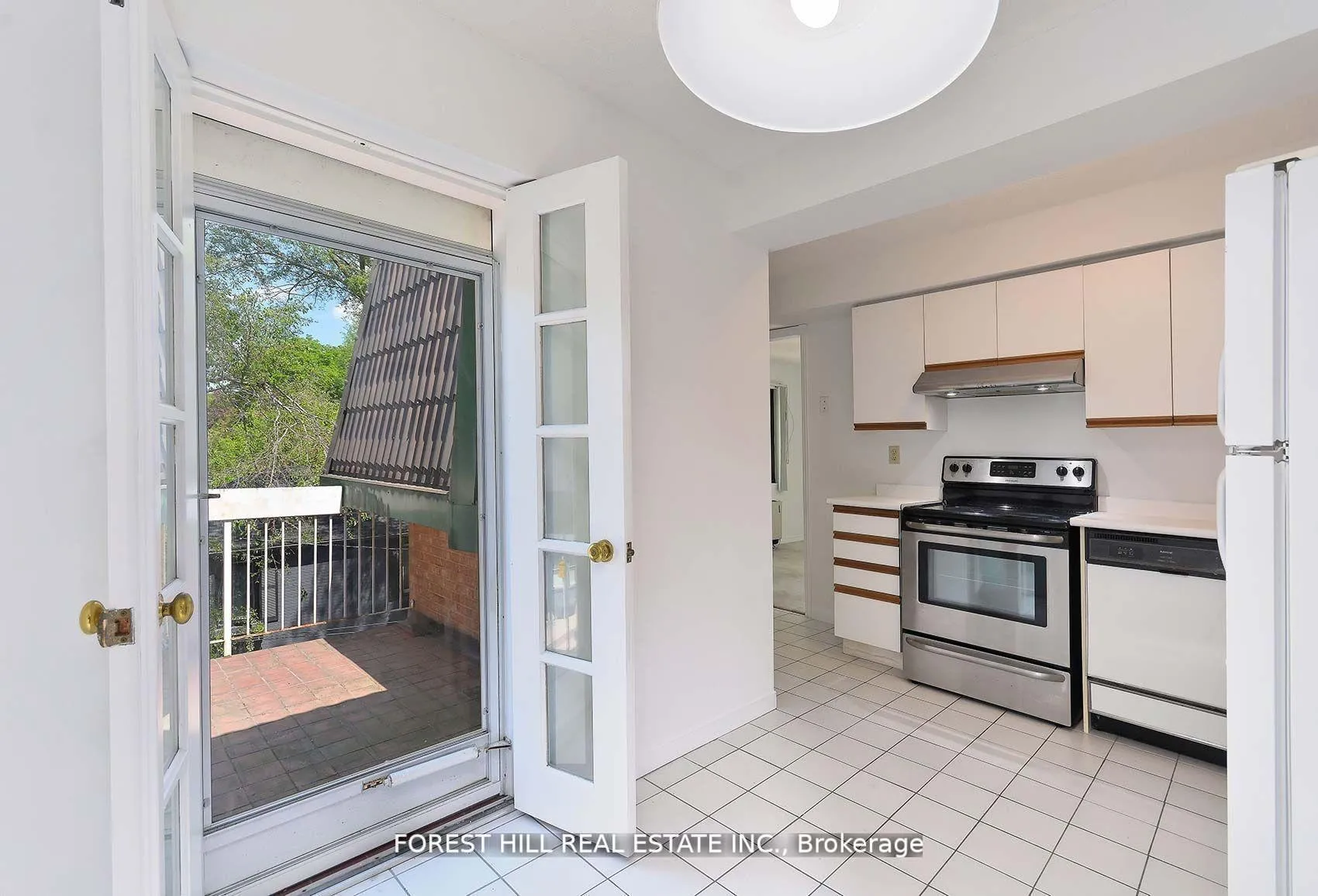 Photo 12 of Unit 34, 2112 Queen Street E, Toronto, The Beaches — HOMEH
