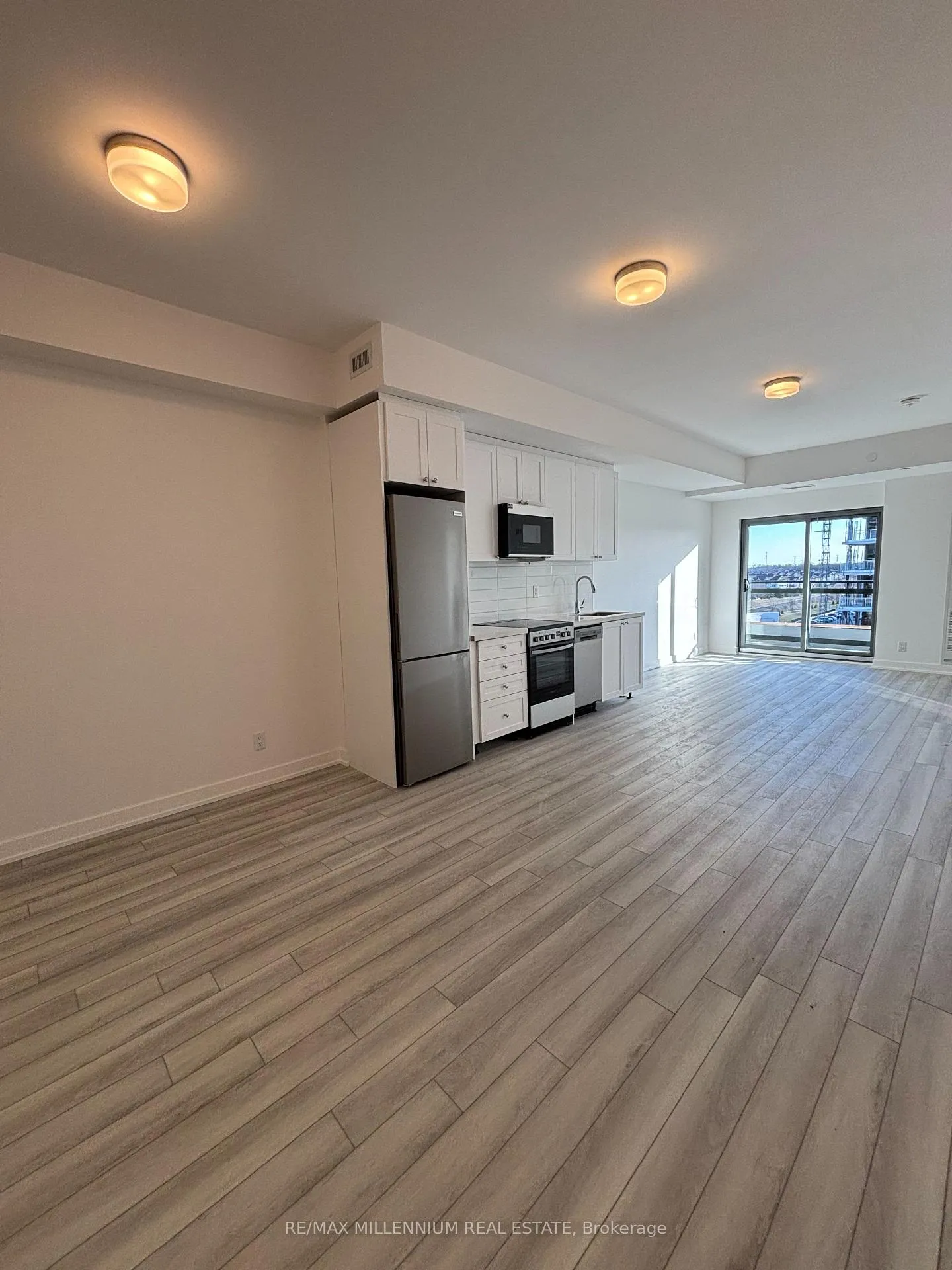 Photo 1 of Unit 710, 55 Clarington Boulevard, Clarington, Bowmanville — HOMEH