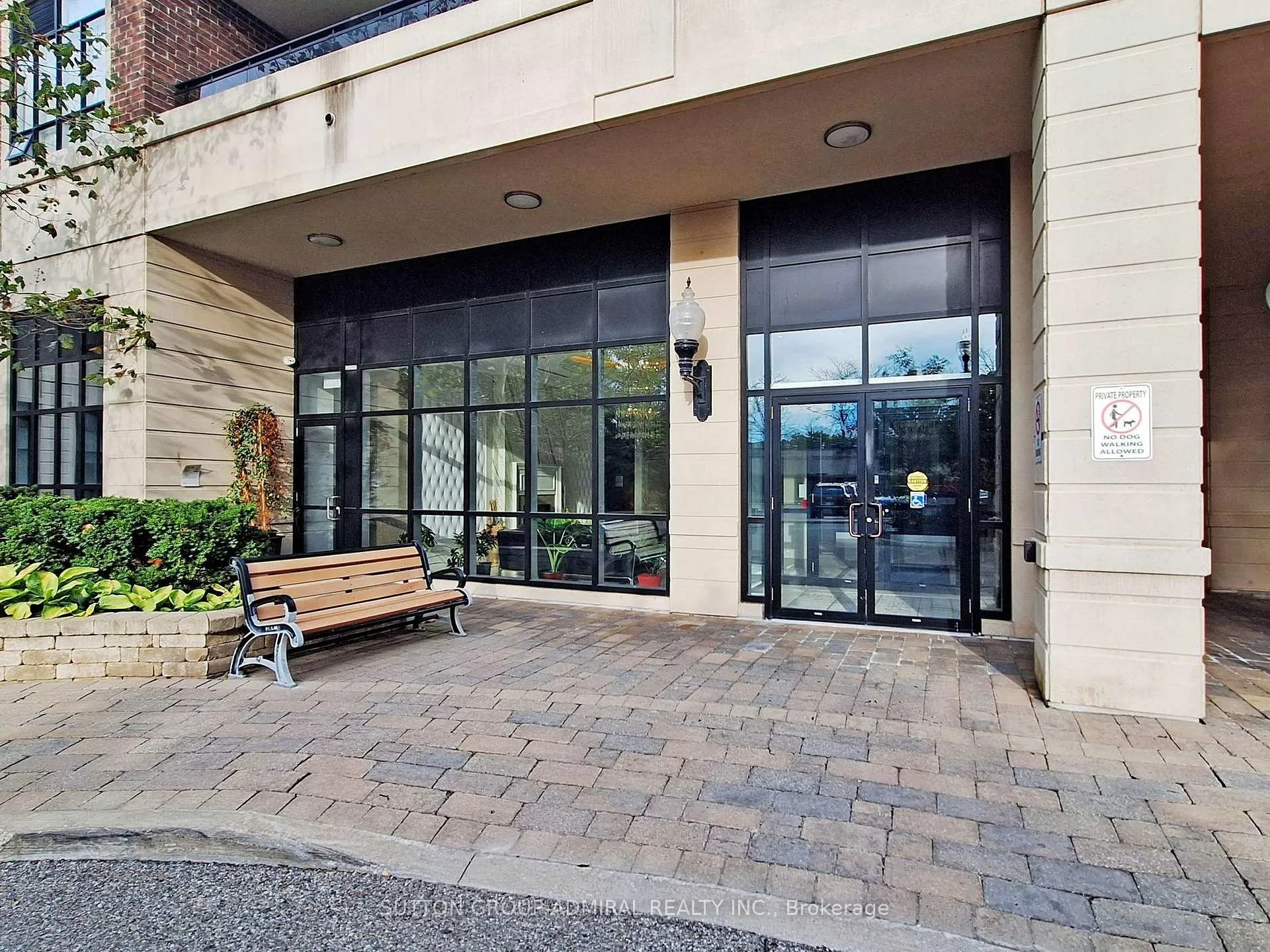 Photo 2 of Unit 326, 2396 Major Mackenzie Drive, Vaughan, Maple — HOMEH