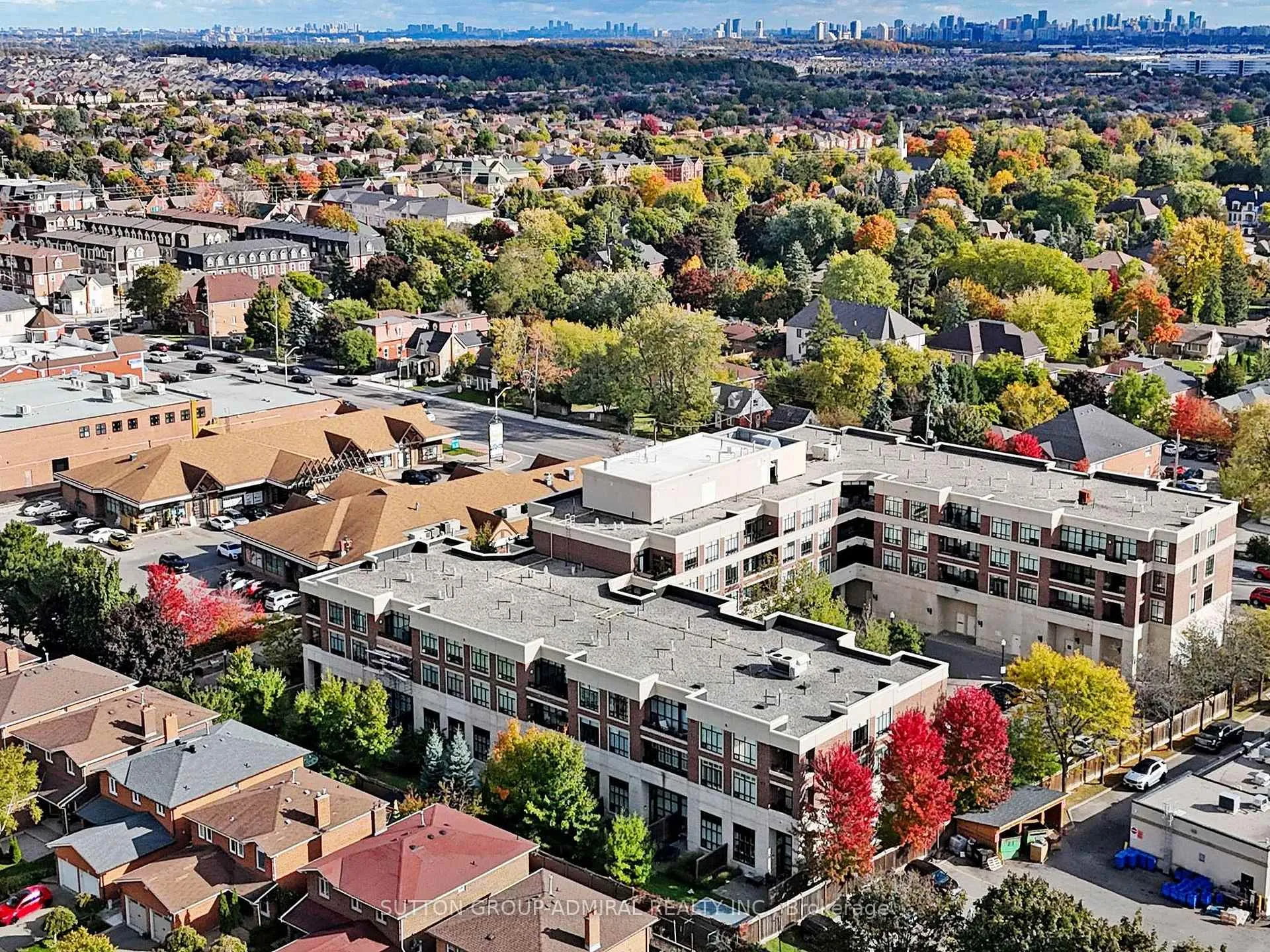 Photo 38 of Unit 326, 2396 Major Mackenzie Drive, Vaughan, Maple — HOMEH