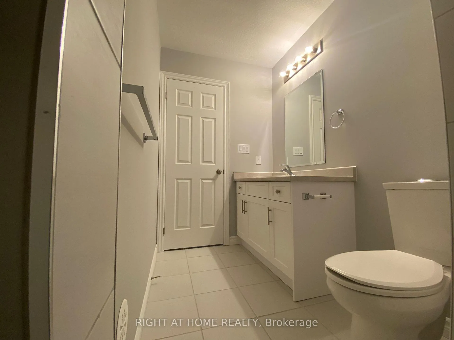 Photo 10 of 182 Wheat Lane, Kitchener — HOMEH