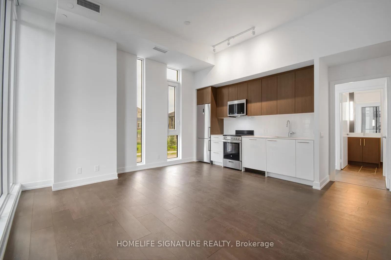 Photo 19 of Unit 208, 225 Veterans Drive, Brampton, Brampton North — HOMEH
