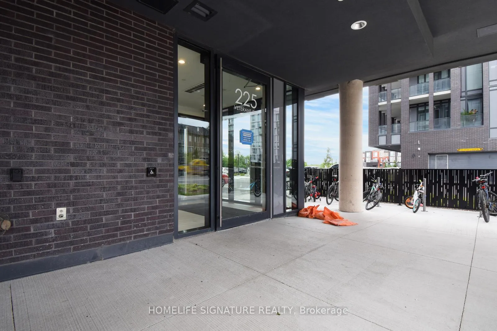 Photo 28 of Unit 208, 225 Veterans Drive, Brampton, Brampton North — HOMEH