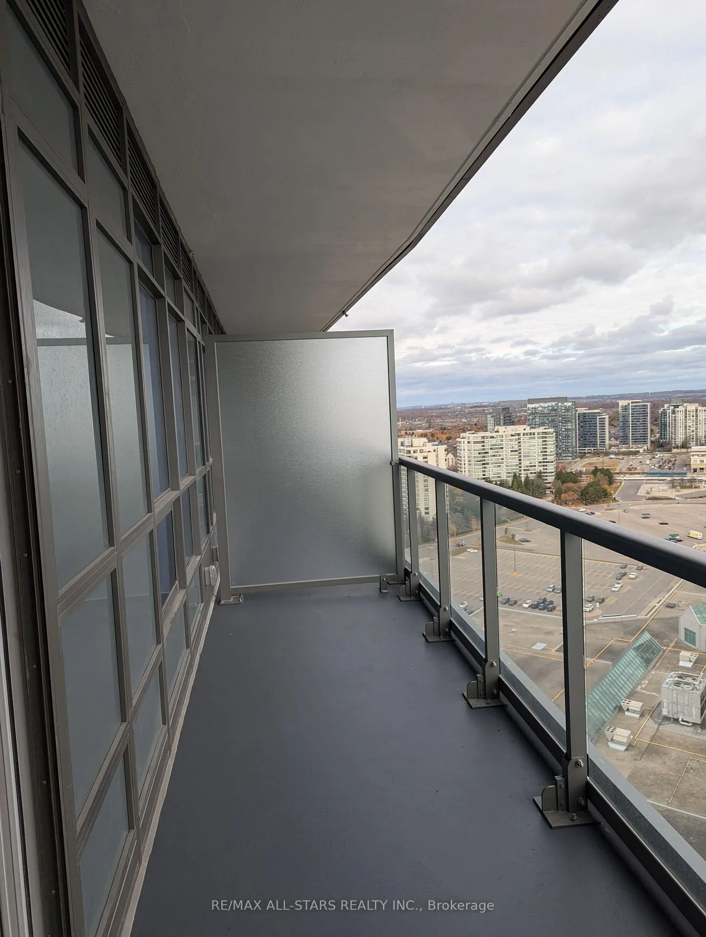 Photo 12 of Unit 2209, 30 Upper Mall Way, Vaughan, Brownridge — HOMEH