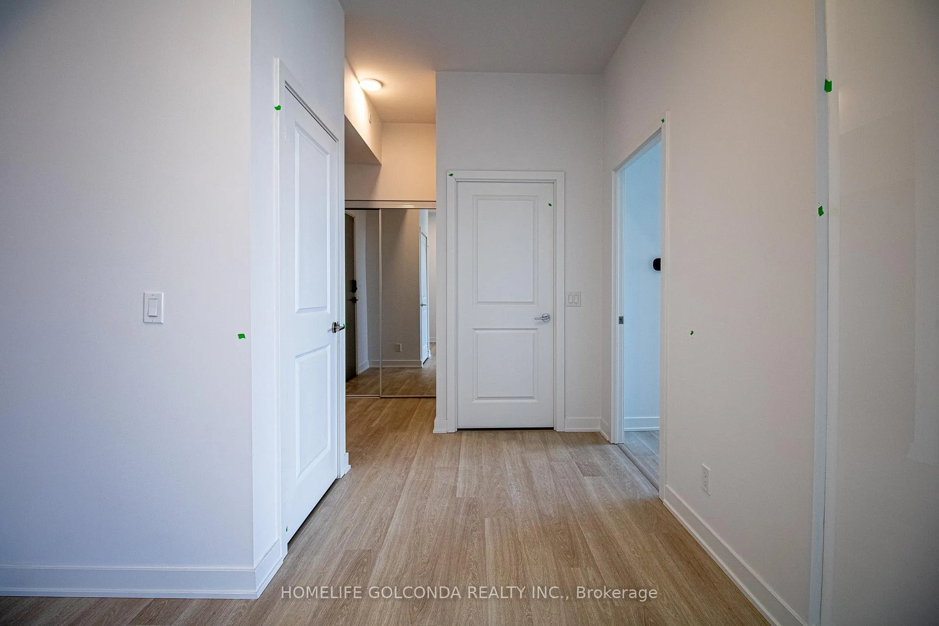 Photo 9 of Unit 2507, 30 upper mall Way, Vaughan, Brownridge — HOMEH