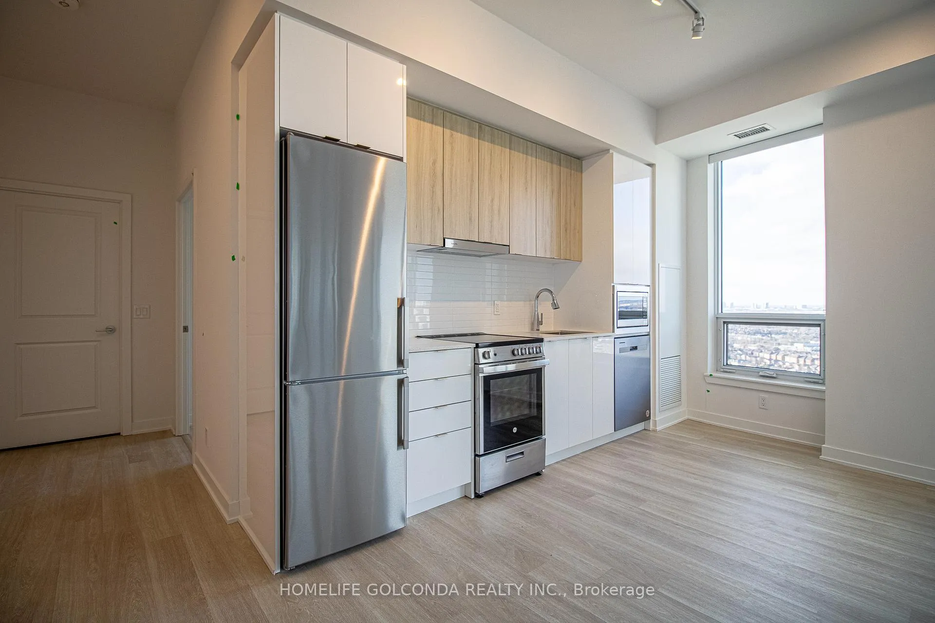 Photo 14 of Unit 2507, 30 upper mall Way, Vaughan, Brownridge — HOMEH