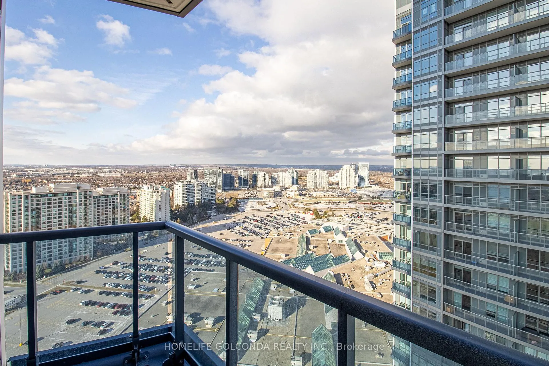 Photo 35 of Unit 2507, 30 upper mall Way, Vaughan, Brownridge — HOMEH
