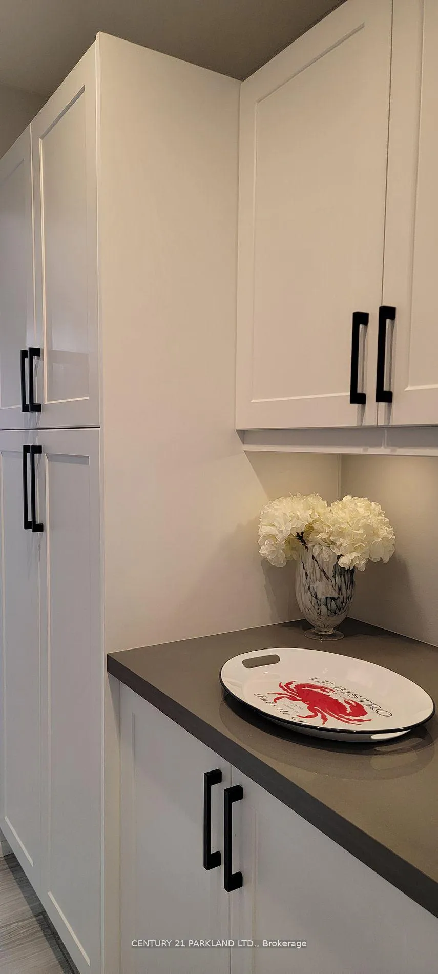 Photo 8 of Unit 2112, 1 Massey Square, Toronto, Crescent Town — HOMEH