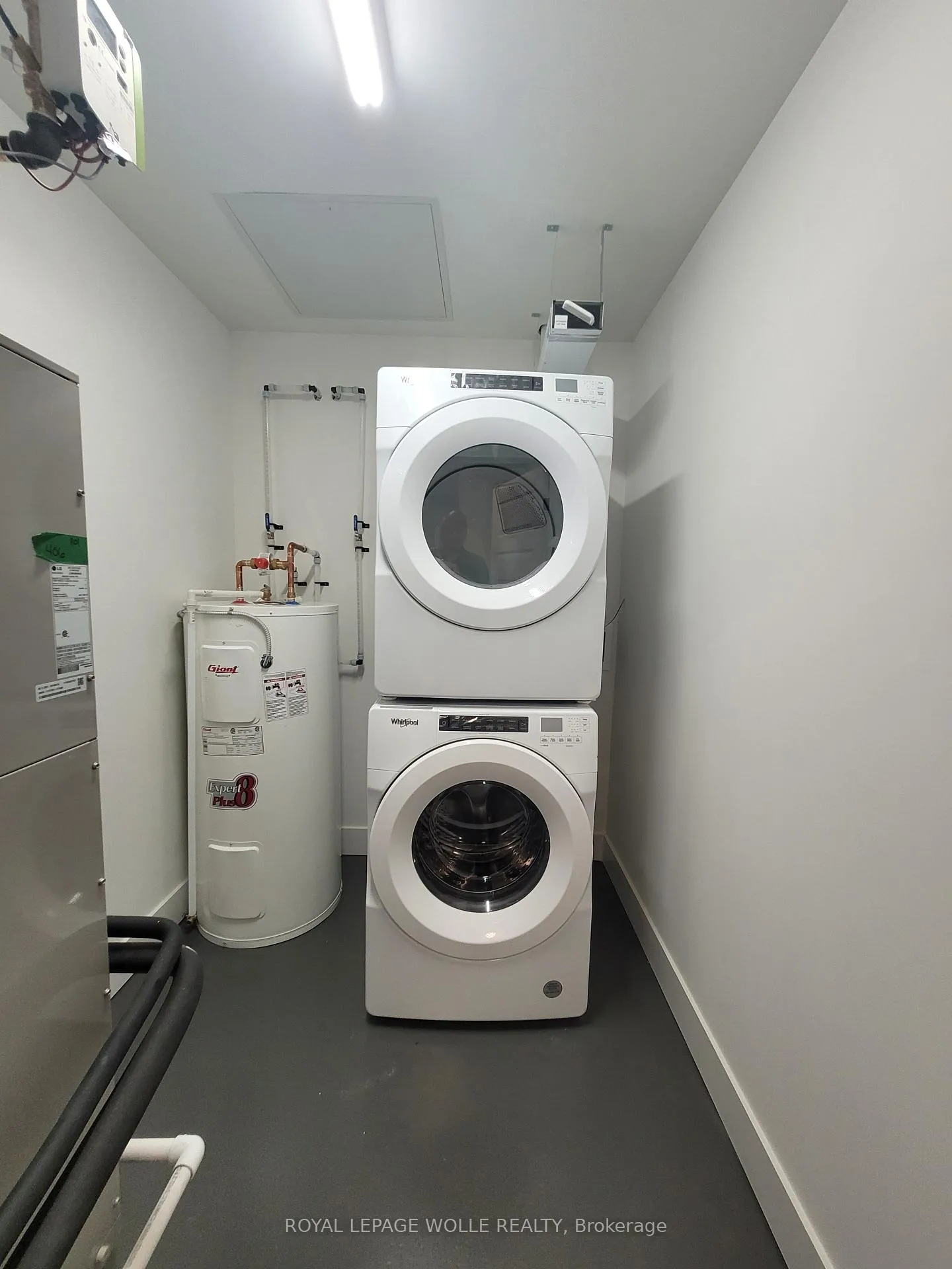 Photo 13 of Unit 406, 1101 Lackner Place, Kitchener — HOMEH