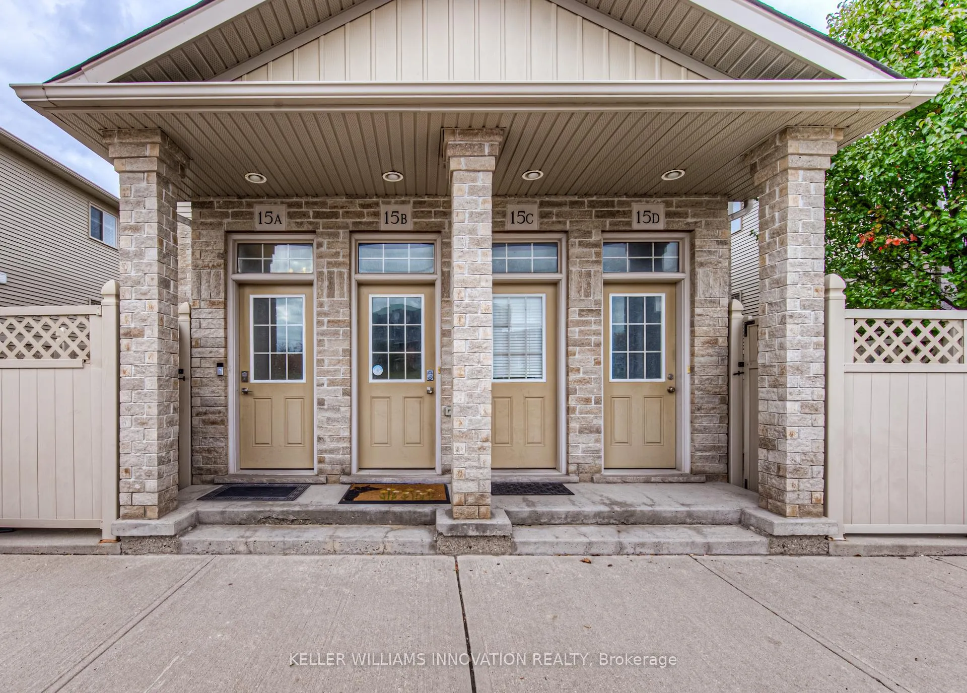 Front of Unit 15A, 1941 Ottawa Street S