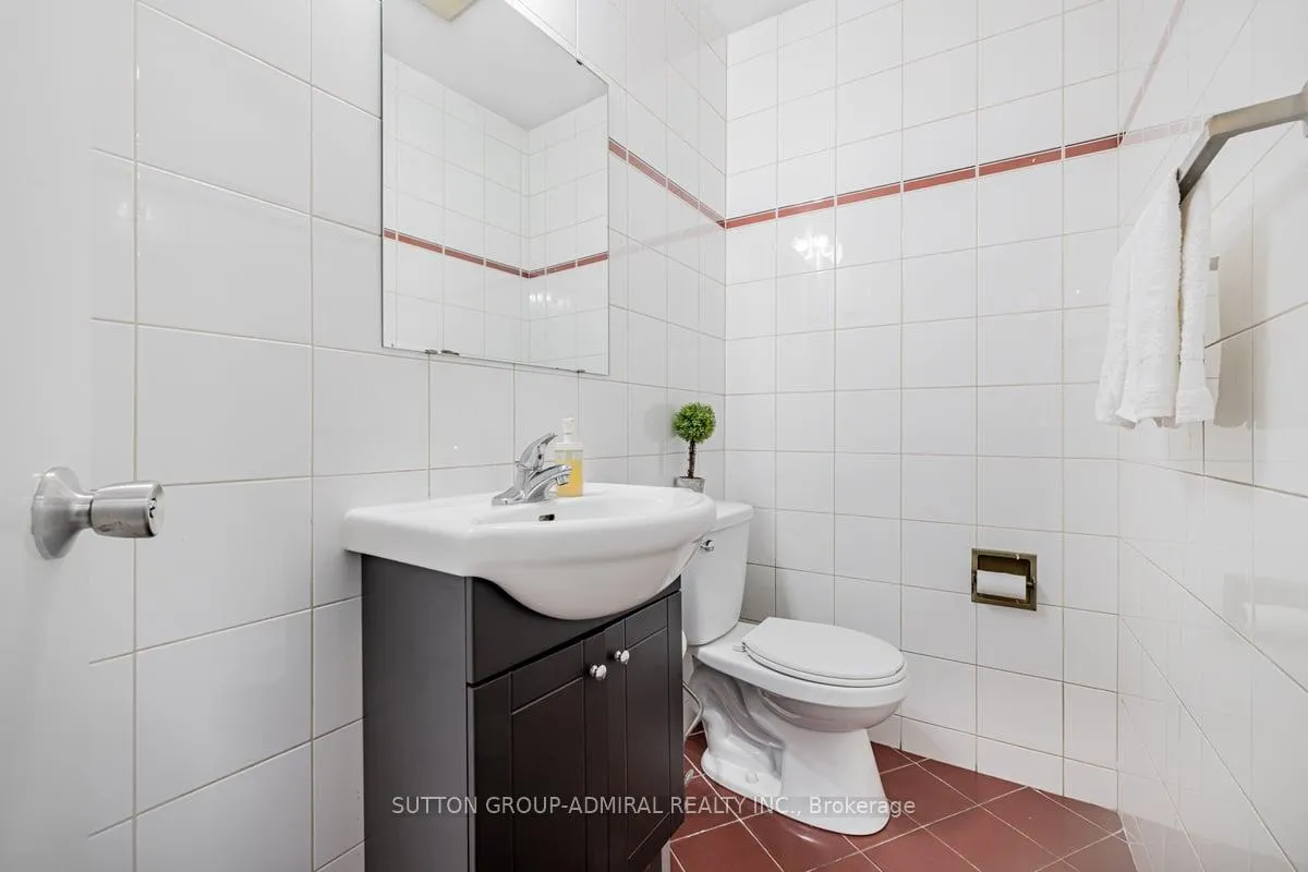 Photo 16 of 52 New Seabury Drive, Vaughan, Glen Shields — HOMEH