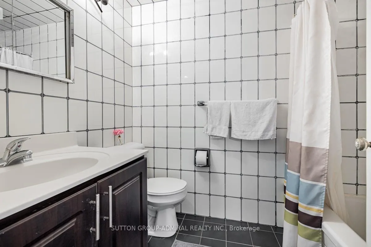 Photo 23 of 52 New Seabury Drive, Vaughan, Glen Shields — HOMEH