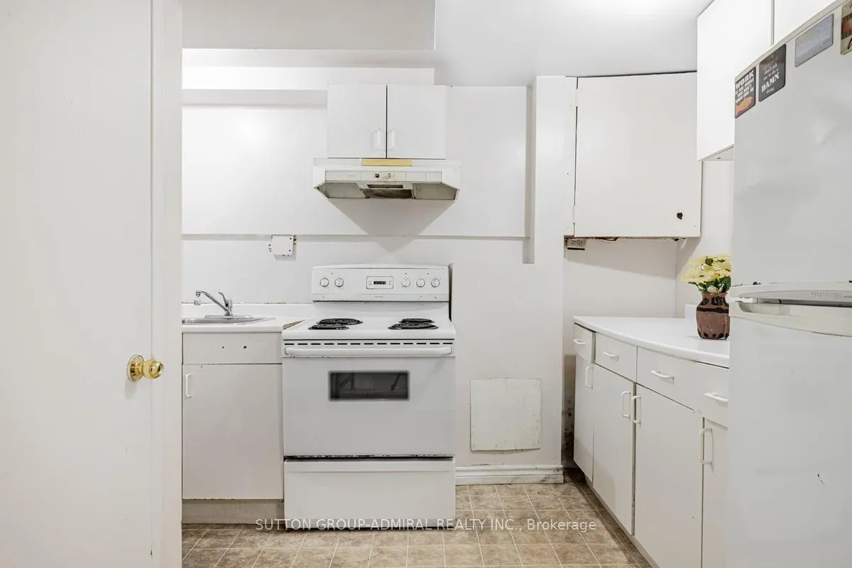 Photo 28 of 52 New Seabury Drive, Vaughan, Glen Shields — HOMEH