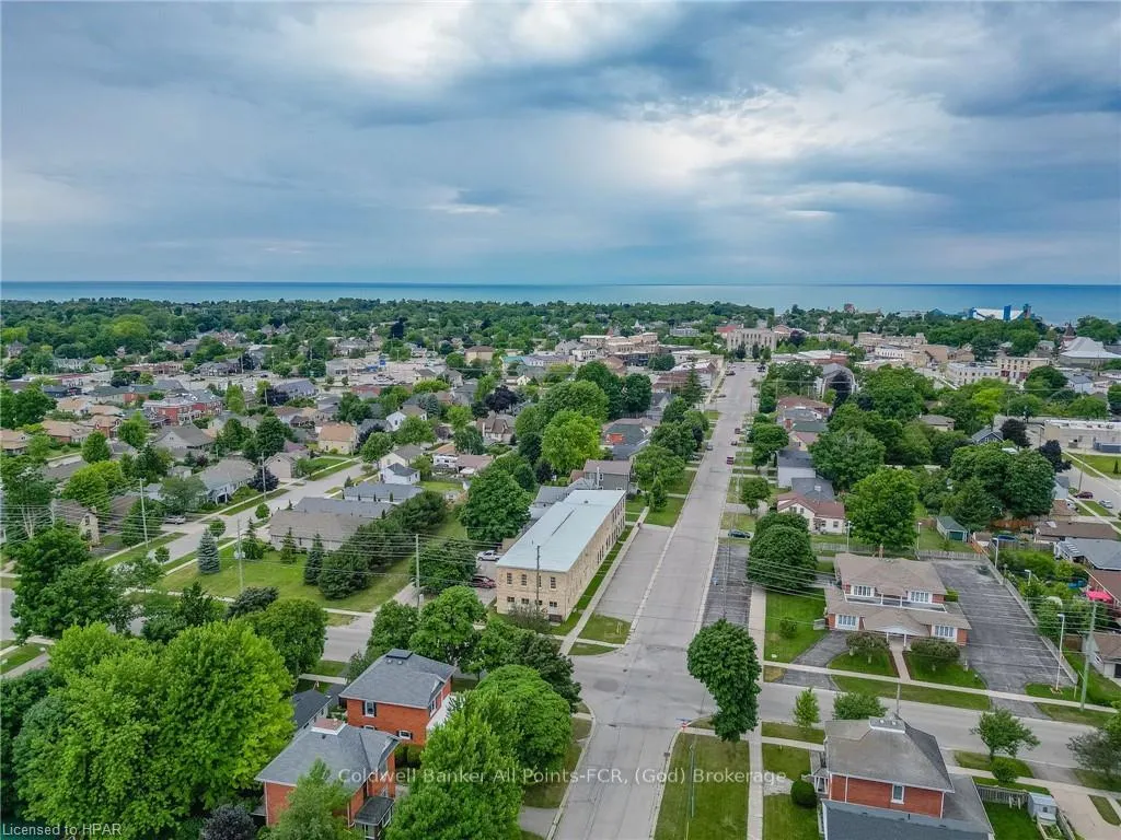 Photo 35 of 146 East Street, Goderich, Goderich (Town) — HOMEH