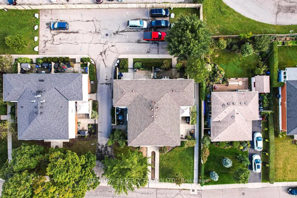 Photo 29 of 102 Neil Avenue, Hamilton, Stoney Creek — HOMEH