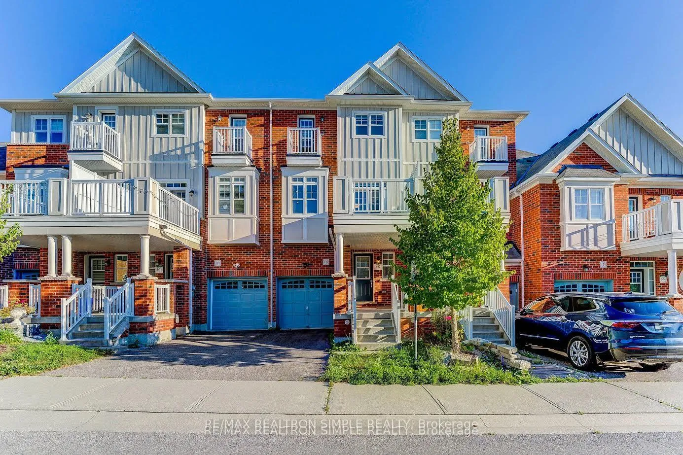 Front of 120 Roy Grove Way